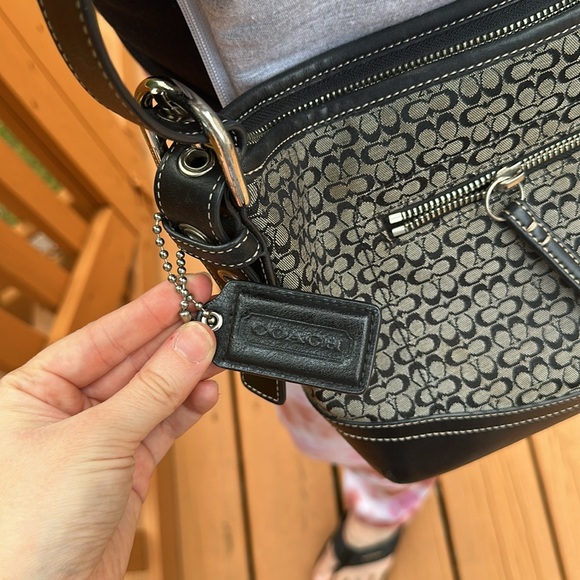 Coach F10945 Soho Hamptons Signature Mini Adjustable Shoulder Bag Black - Picture 12 of 16